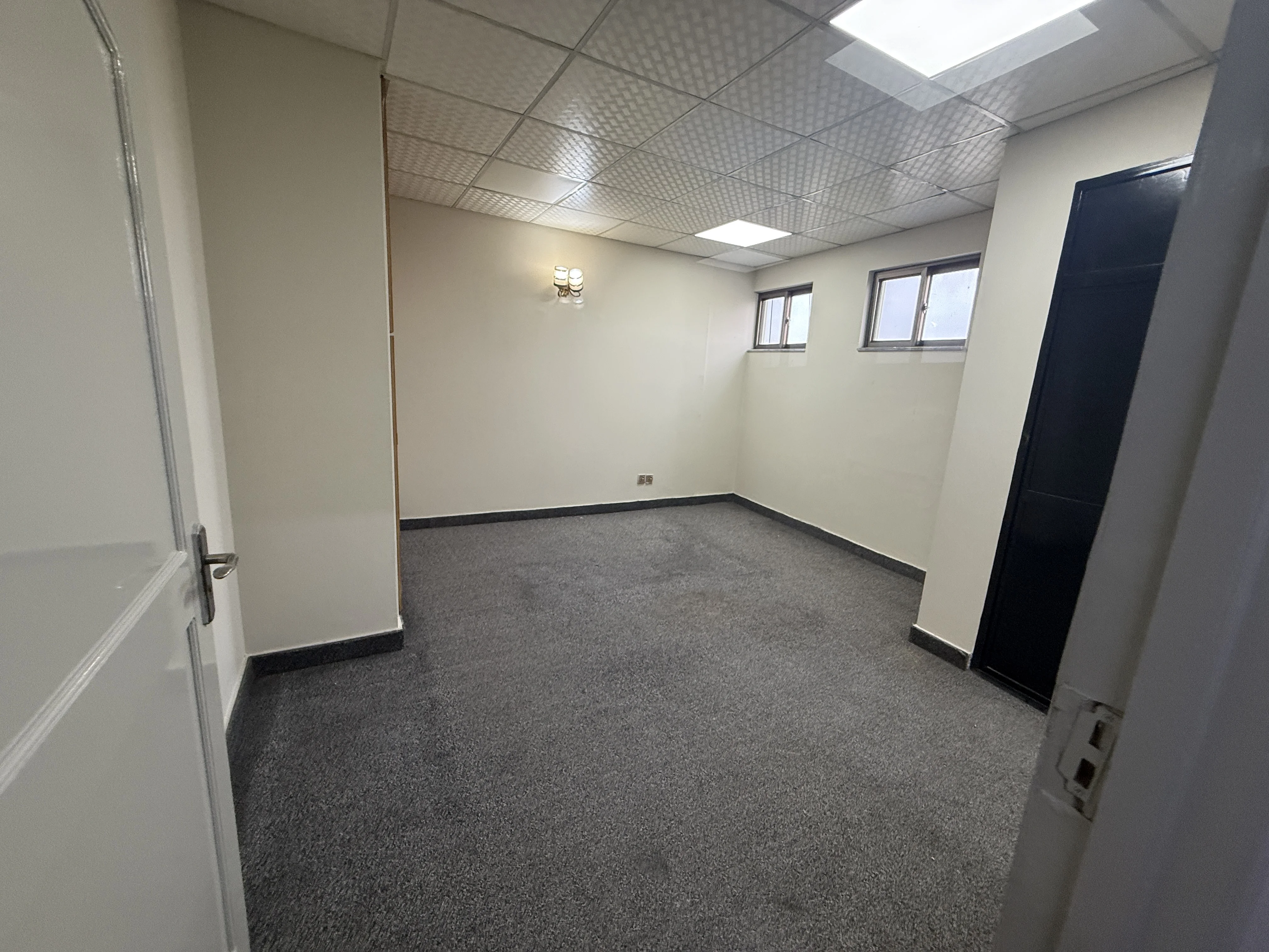 Suite 15 – Ashrafi Towers